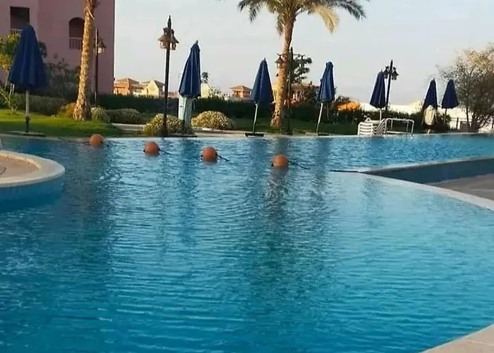 Porto South عائلات فقط